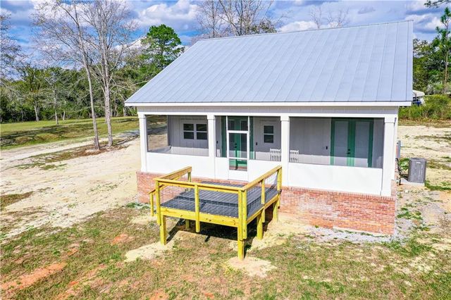 1002 Azalea Drive, Hoboken, GA 31542