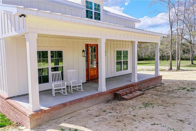 1002 Azalea Drive, Hoboken, GA 31542