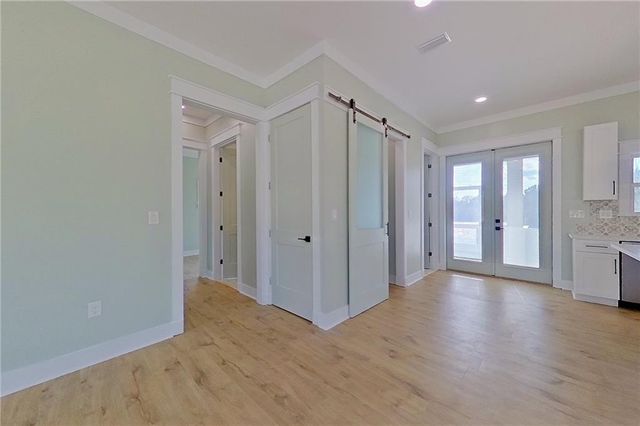 1002 Azalea Drive, Hoboken, GA 31542