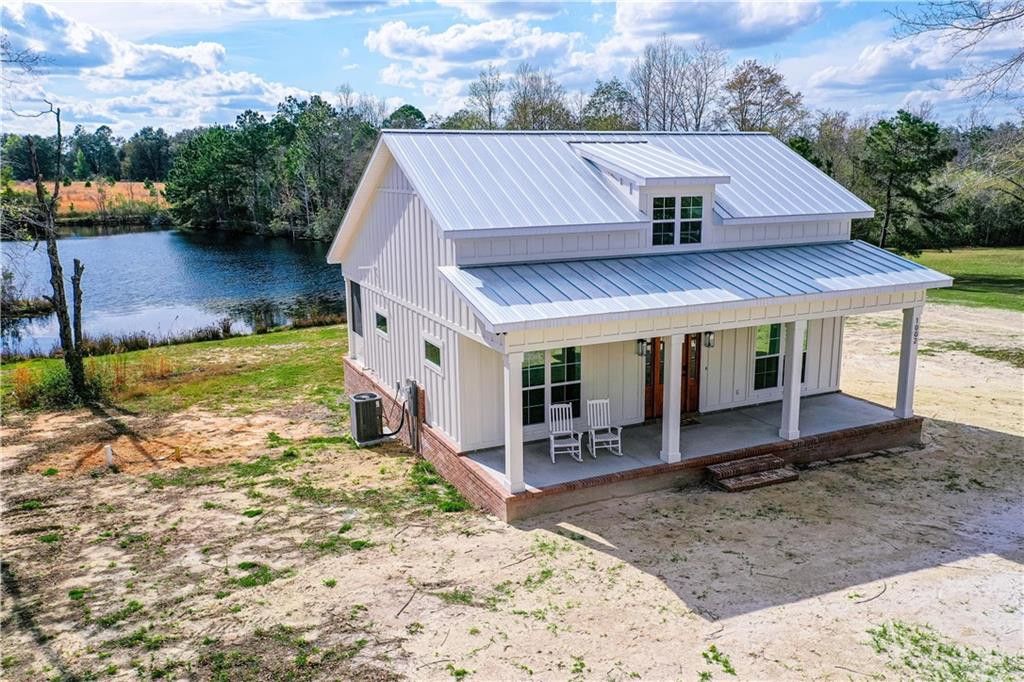 1002 Azalea Drive, Hoboken, GA 31542