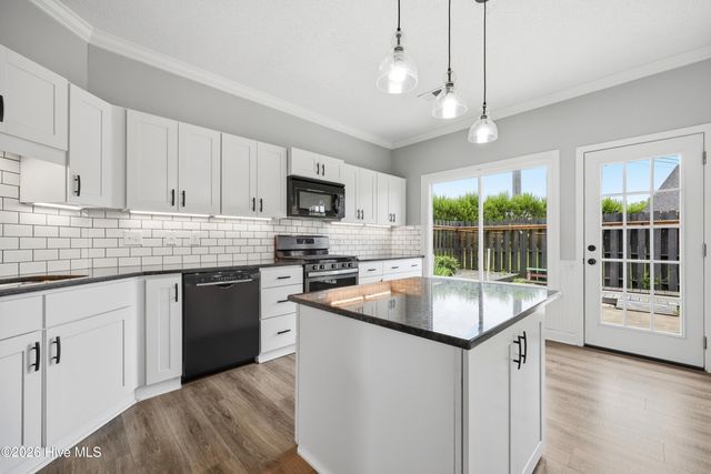 4001 Walkers Court, Winterville, NC 28590