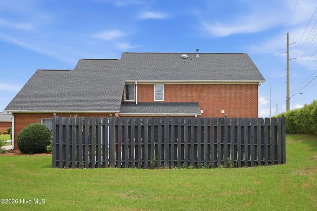 4001 Walkers Court, Winterville, NC 28590