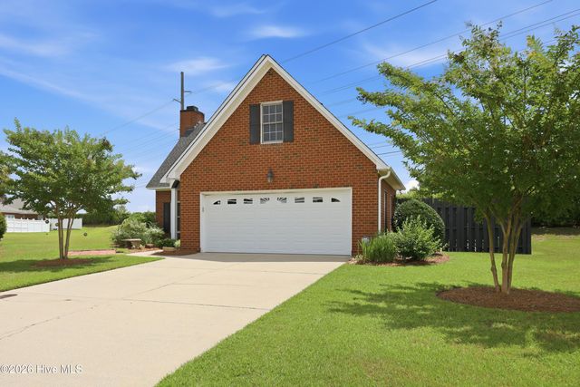 4001 Walkers Court, Winterville, NC 28590