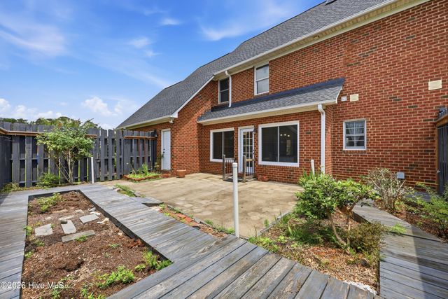 4001 Walkers Court, Winterville, NC 28590
