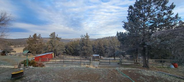 7467 Harpold Road, Klamath Falls, OR 97603