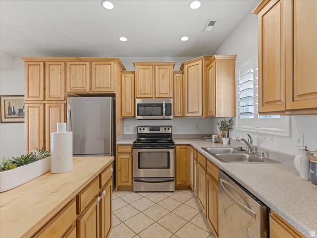 7826 S COOL WATER WAY, West Jordan, UT 84081