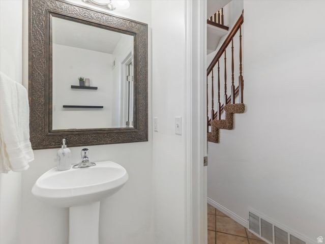 7826 S COOL WATER WAY, West Jordan, UT 84081