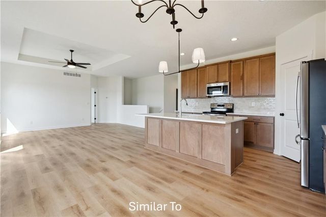 1545 Hazel Street, Pella, IA 50219