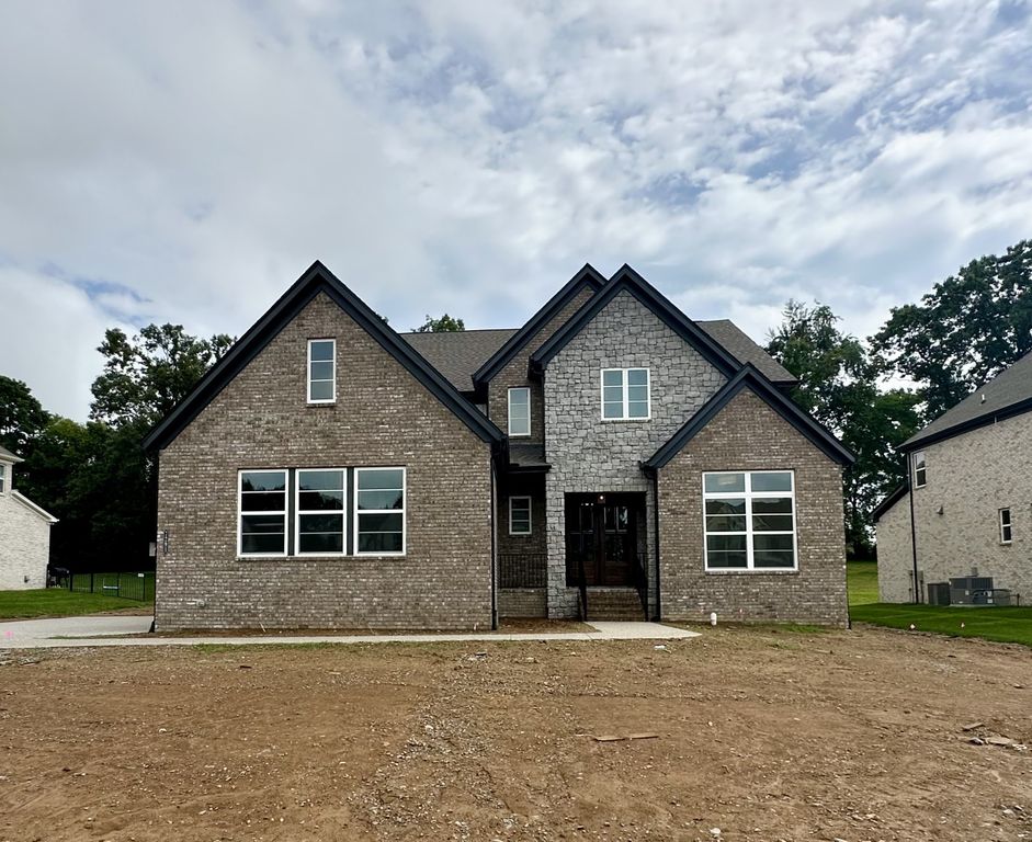 7291 Orrinshire Dr, Fairview, TN 37062