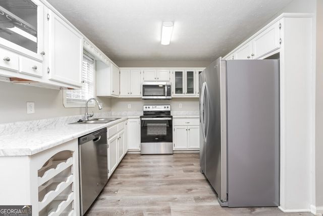 1569 Dillard Road, Stone Mountain, GA 30088