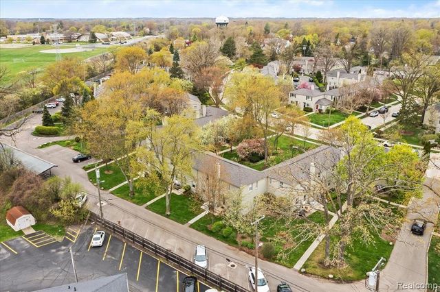 1858 Graefield Road, Birmingham, MI 48009