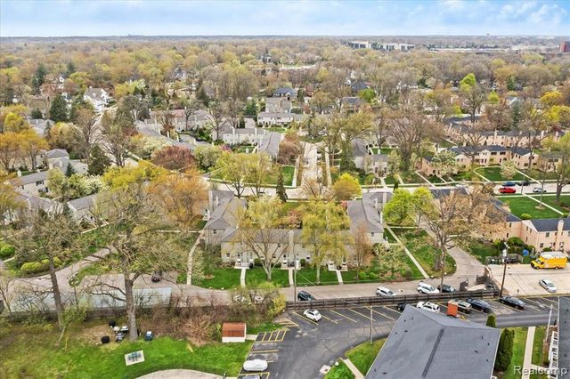 1858 Graefield Road, Birmingham, MI 48009