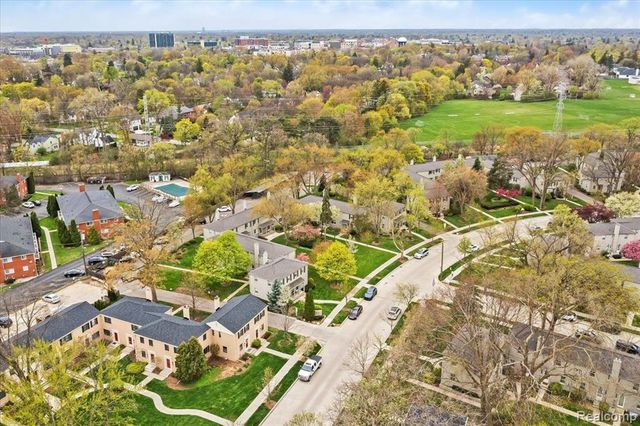 1858 Graefield Road, Birmingham, MI 48009