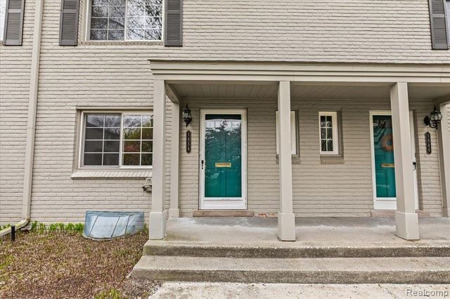 1858 Graefield Road, Birmingham, MI 48009
