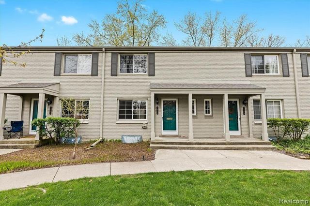 1858 Graefield Road, Birmingham, MI 48009