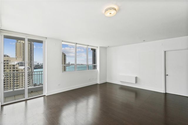 801 Brickell Key Blvd 2912, Miami, FL 33131
