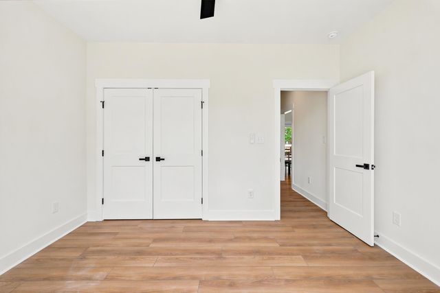 1805 Hickory Cove LN, Moneta, VA 24121