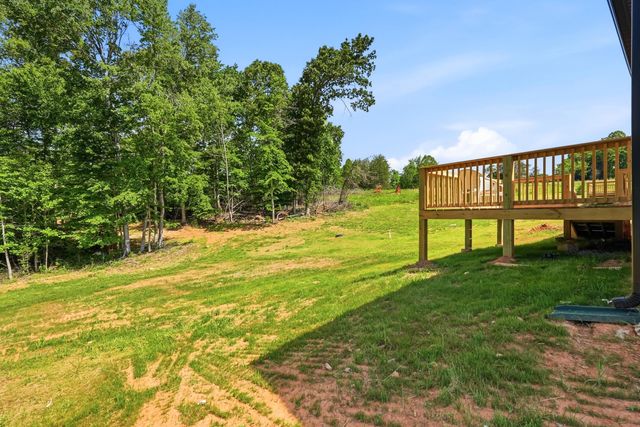 1805 Hickory Cove LN, Moneta, VA 24121