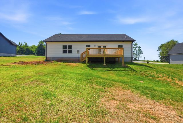 1805 Hickory Cove LN, Moneta, VA 24121