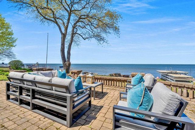 6039 SUNSET SHORES ROAD, Luxemburg, WI 54217
