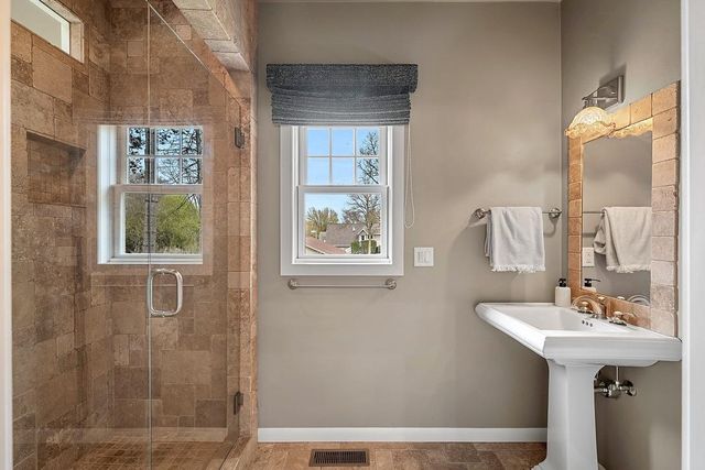 6039 SUNSET SHORES ROAD, Luxemburg, WI 54217