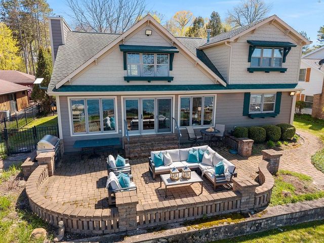 6039 SUNSET SHORES ROAD, Luxemburg, WI 54217