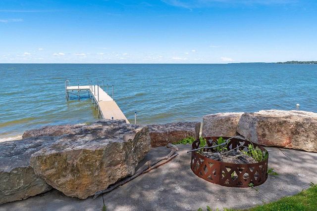 6039 SUNSET SHORES ROAD, Luxemburg, WI 54217