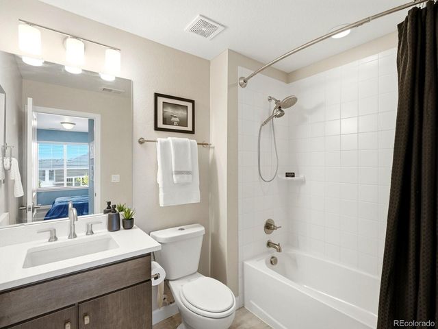 22617 E Tufts Avenue, Aurora, CO 80015