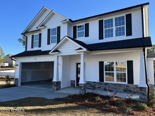 1615 Redbud Court, Aberdeen, NC 28315