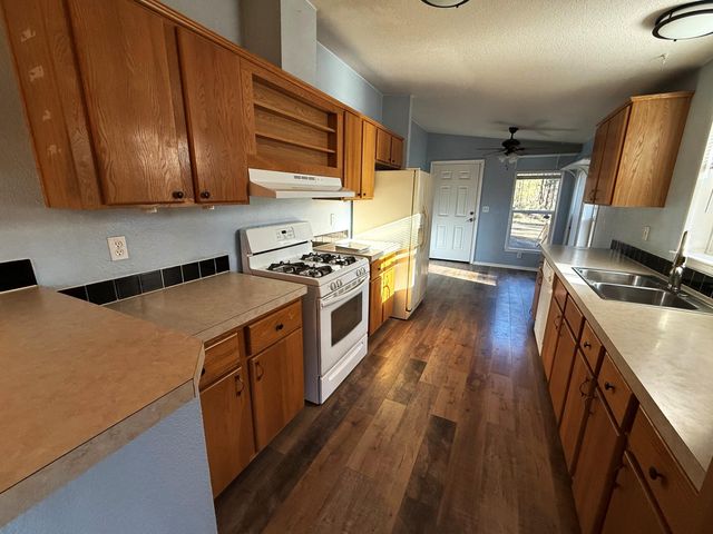 7623 Prairie Dog Drive, Bonanza, OR 97623