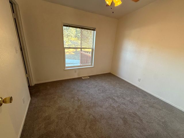 7623 Prairie Dog Drive, Bonanza, OR 97623