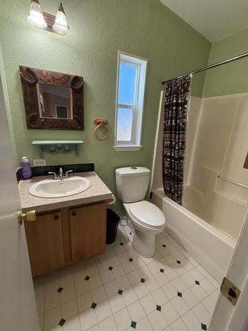 7623 Prairie Dog Drive, Bonanza, OR 97623