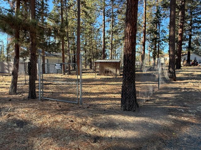 7623 Prairie Dog Drive, Bonanza, OR 97623