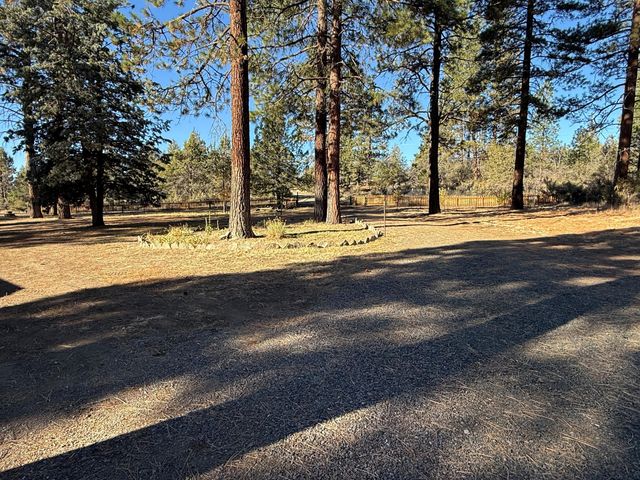 7623 Prairie Dog Drive, Bonanza, OR 97623