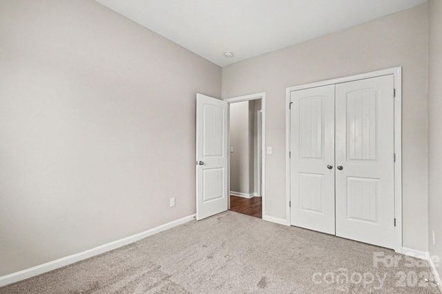 1029 Culver Spring Way, Charlotte, NC 28215