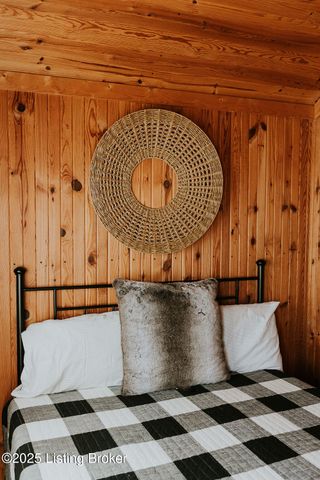 866 Wilderness Rd, Mammoth Cave, KY 42259