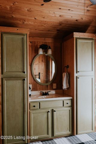 866 Wilderness Rd, Mammoth Cave, KY 42259