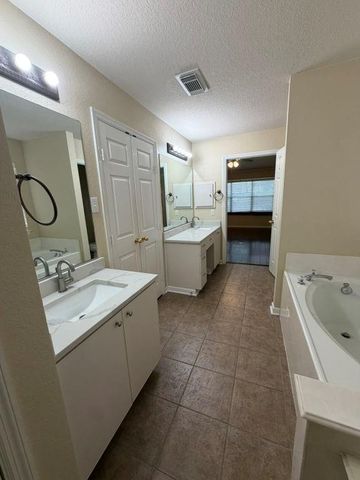 1626 Tynemouth Drive, Pasadena, TX 77504