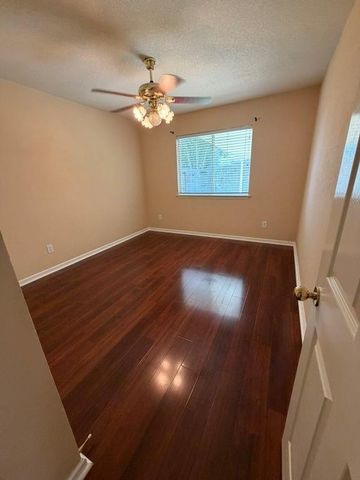 1626 Tynemouth Drive, Pasadena, TX 77504