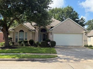 1626 Tynemouth Drive, Pasadena, TX 77504