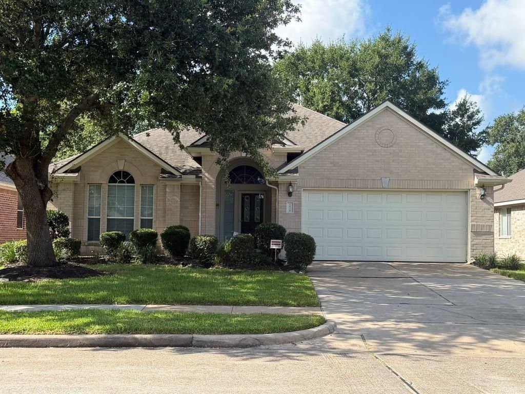 1626 Tynemouth Drive, Pasadena, TX 77504