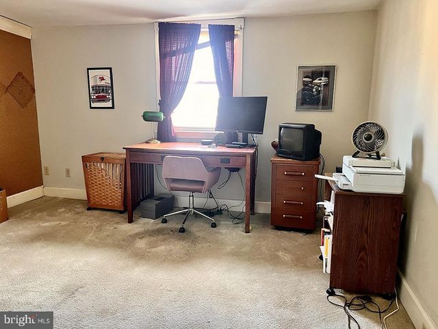 349 CHESTNUT ST, West Reading, PA 19611