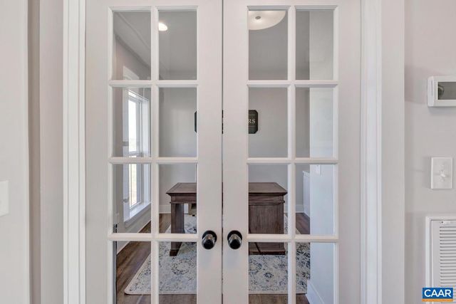 19 FOWLER ST #B, Charlottesville, VA 22901