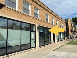 4667 N Manor Avenue, Chicago, IL 60625