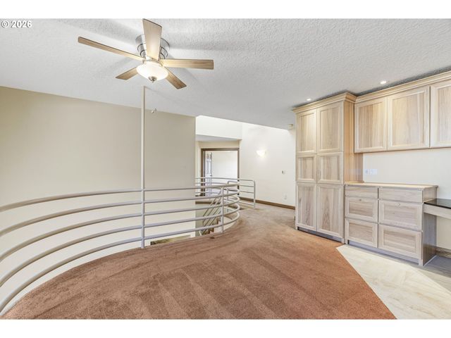 13921 Se 38TH St, Vancouver, WA 98683