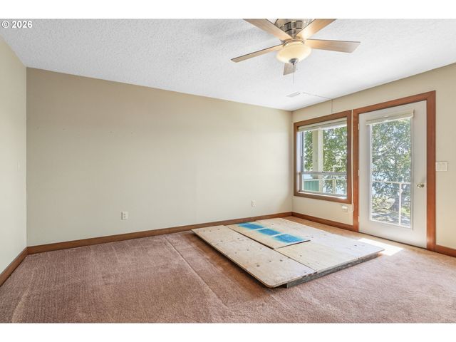 13921 Se 38TH St, Vancouver, WA 98683