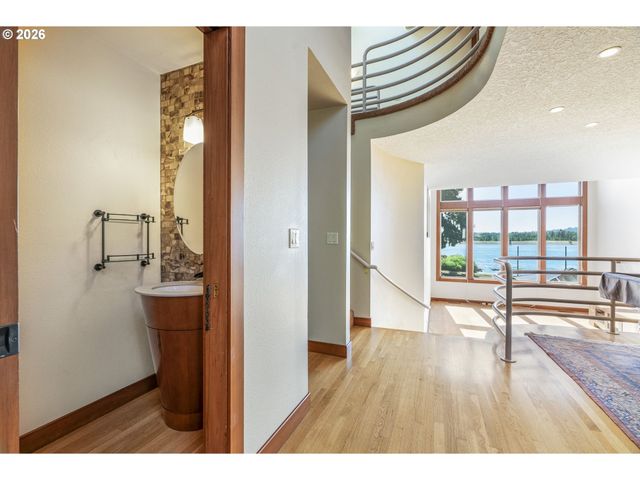 13921 Se 38TH St, Vancouver, WA 98683