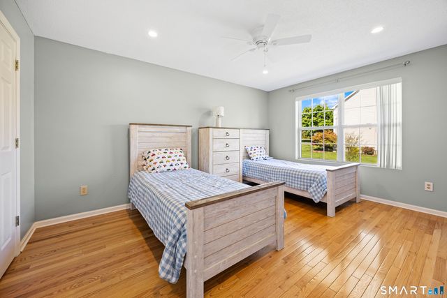 10 Conhurst Drive, North Haven, CT 06473