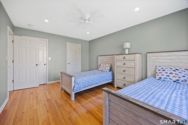 10 Conhurst Drive, North Haven, CT 06473