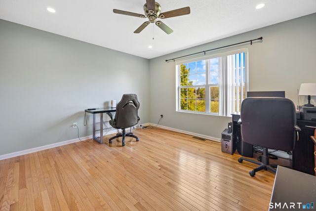10 Conhurst Drive, North Haven, CT 06473
